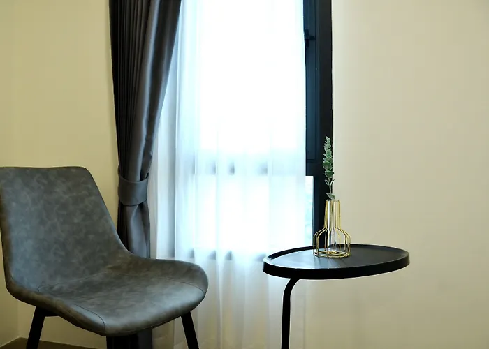 Hotel Norn Riverside - นอนริมน้ำ