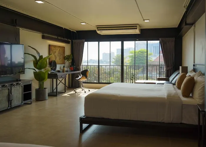 Hotel Norn Riverside - นอนริมน้ำ *