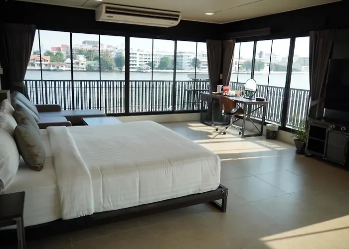 Hotel Norn Riverside - นอนริมน้ำ *