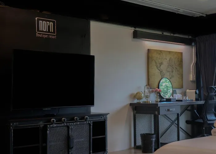 Norn Riverside - นอนริมน้ำ Hotel